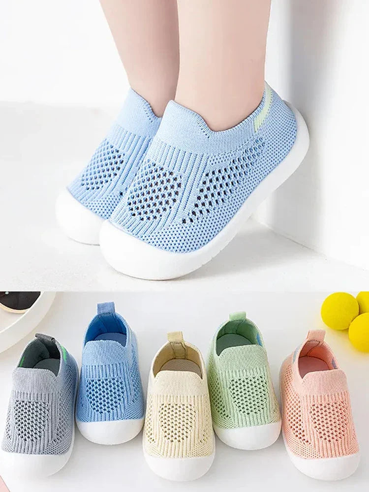 Baby toddler shoes, soft-soled non-slip baby shoes, one-step children's boy or girl