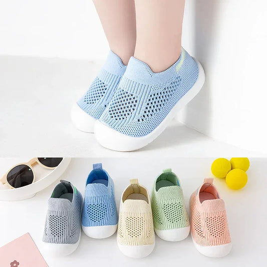 Baby toddler shoes, soft-soled non-slip baby shoes, one-step children's boy or girl